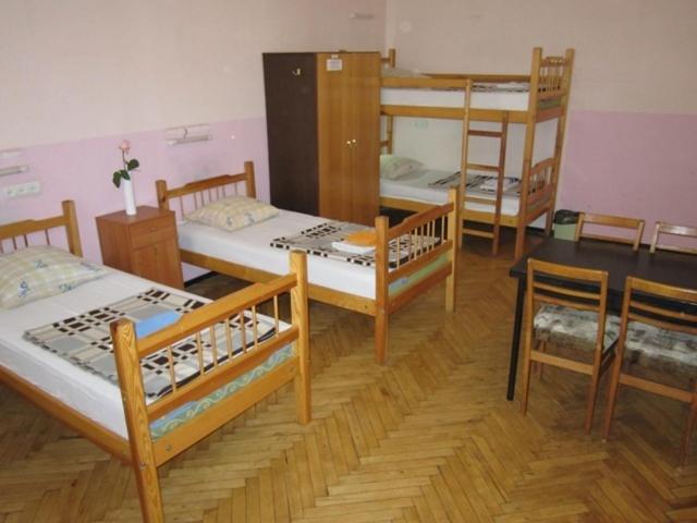 Yaroslav Hostel Kiev Extérieur photo